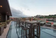 Neya Porto