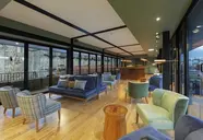 Neya Porto