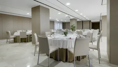 NH Collection Madrid Colon