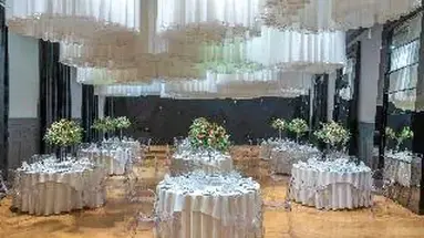 NH Collection Prague Carlo IV