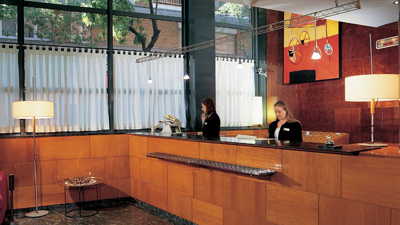 NH Entenza (ex Sants Center)