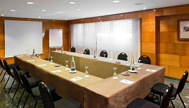 NH Entenza (ex Sants Center)