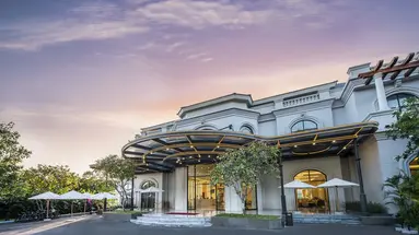 Nha Trang Marriott Resort & Spa, Hon Tre Island