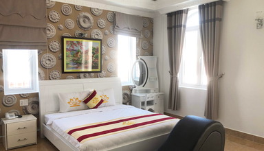 Nice Life Hotel