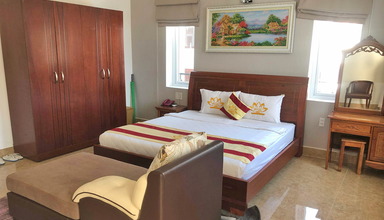 Nice Life Hotel