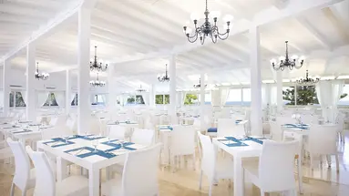 Nicolaus Club Quattro Lune