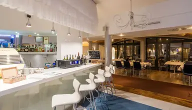 Niebieski Art Hotel & Spa