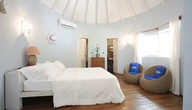 Nika Island Resort