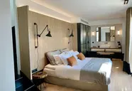 Niki Athens