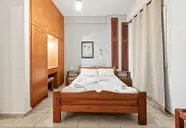 Nikos Apartments