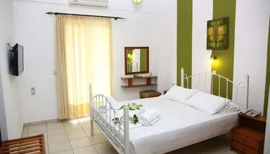 Nikos Apartments