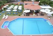 Nikos Apartments