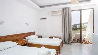 Nikos BnB
