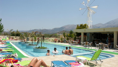 Nikos (Malia)