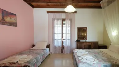 Nikos Pool Apartments Sidari