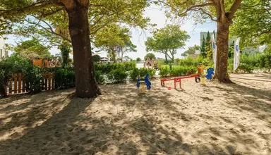 Ninos Grand Beach Resort