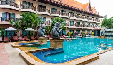 Nipa Resort