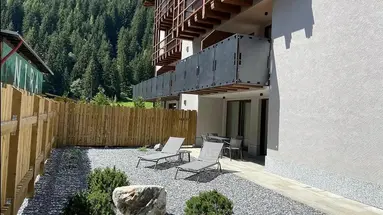 Nira