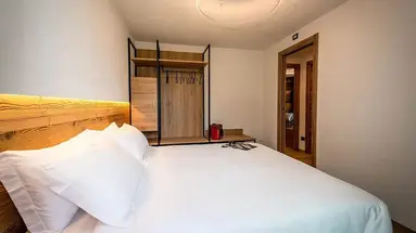 Nira