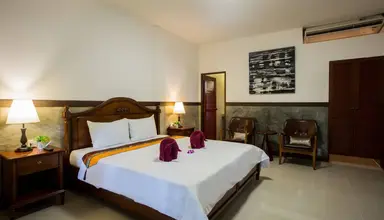 Niranapa Boutique Resort