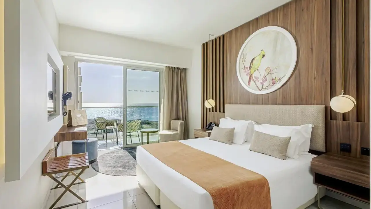 Nissi Blu Beach Resort