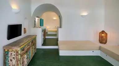 Nissia Apartments