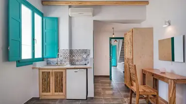 Nissia Apartments