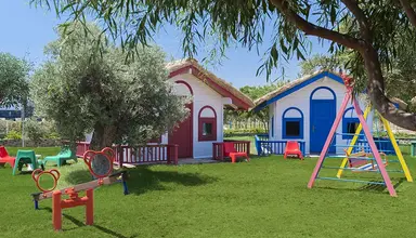Noah's Ark Deluxe Hotel & Spa