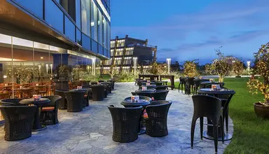 Noah's Ark Deluxe Hotel & Spa