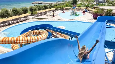 Noah's Ark Deluxe Hotel & Spa