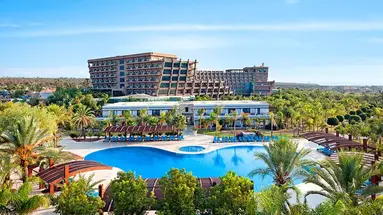 Noah's Ark Deluxe Hotel & Spa