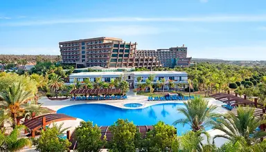 Noah's Ark Deluxe Hotel & Spa