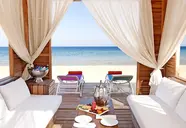 Noah's Ark Deluxe Hotel & Spa