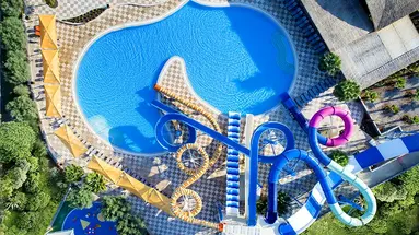 Noah's Ark Deluxe Hotel & Spa
