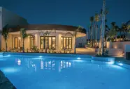Noble Hotel and Suites