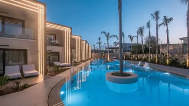 Noble Hotel and Suites