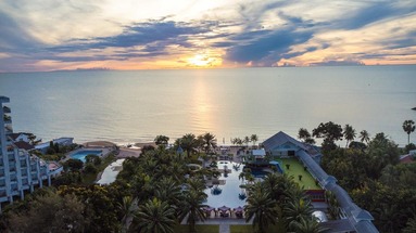 Novotel Hua Hin Cha Am Beach Resort & Spa