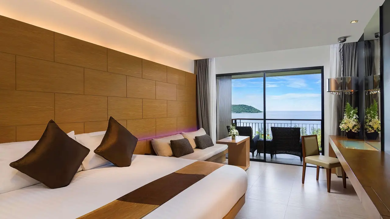 Novotel Phuket Kata Avista Resort & Spa