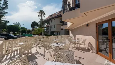 Numa Club Side