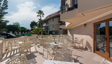 Numa Club Side