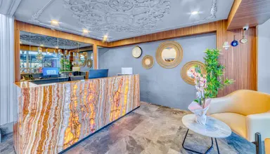 Numa Port Hotel