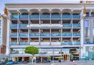 Numa Port Hotel