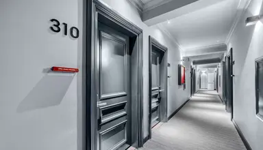 Numa Port Hotel