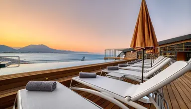 Numa Port Hotel