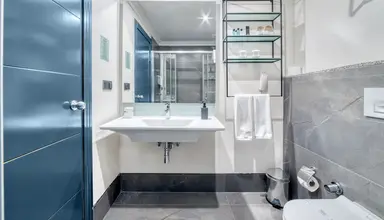 Numa Port Hotel