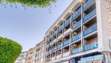 Numa Port Hotel