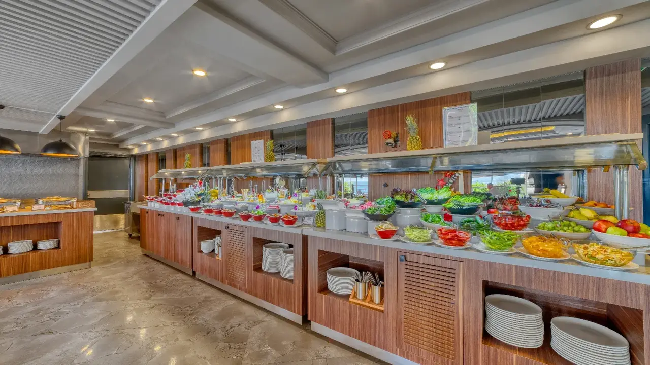 Numa Port Hotel