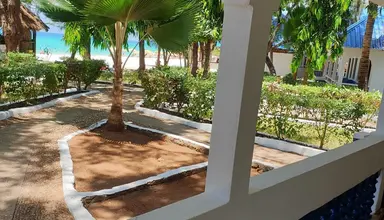 Nungwi Inn Beach Cottages