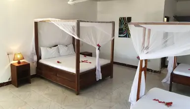 Nungwi Inn Beach Cottages