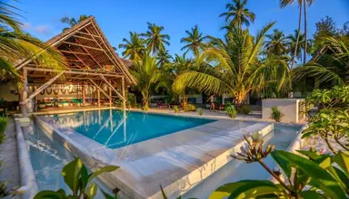 Nur Beach